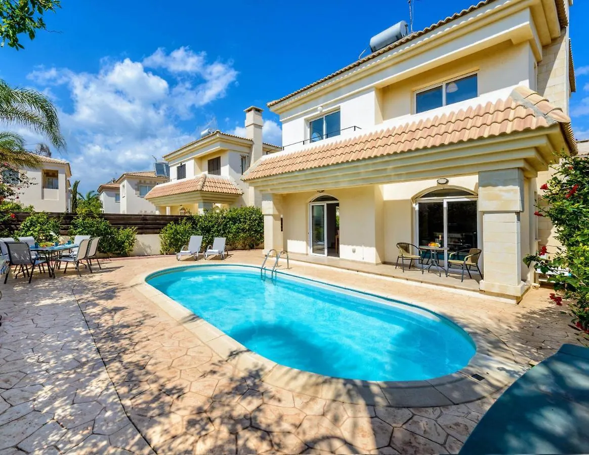 Villa Oscar بروتاراس قبرص