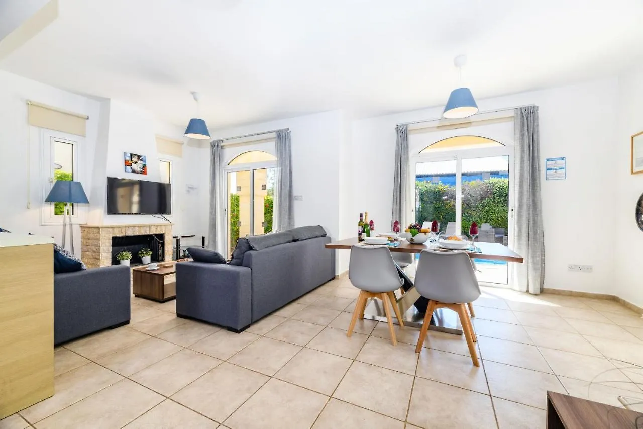Villa Oscar بروتاراس